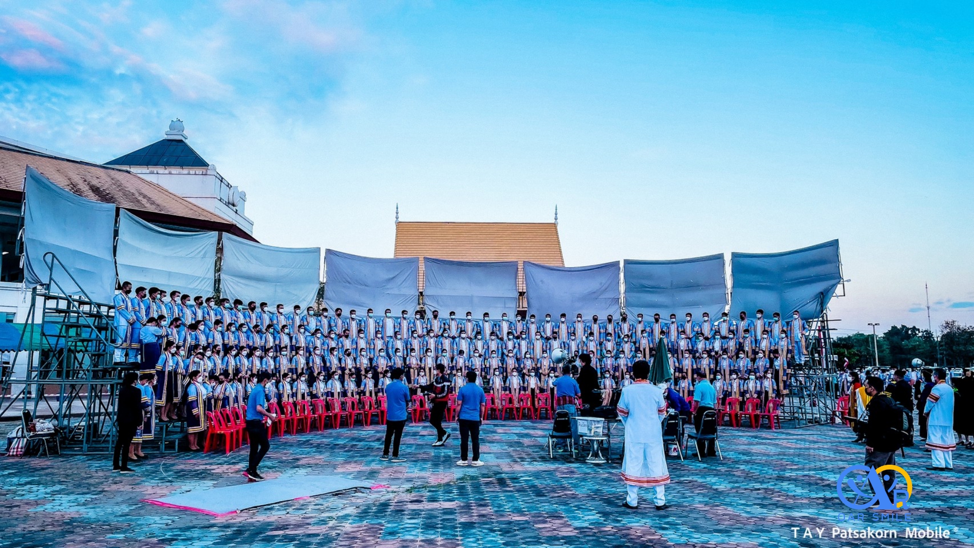 ถ่ายภาพหมู่บัณฑิตใหม่ มหาวิทยาลัยอุบลราชธานี
