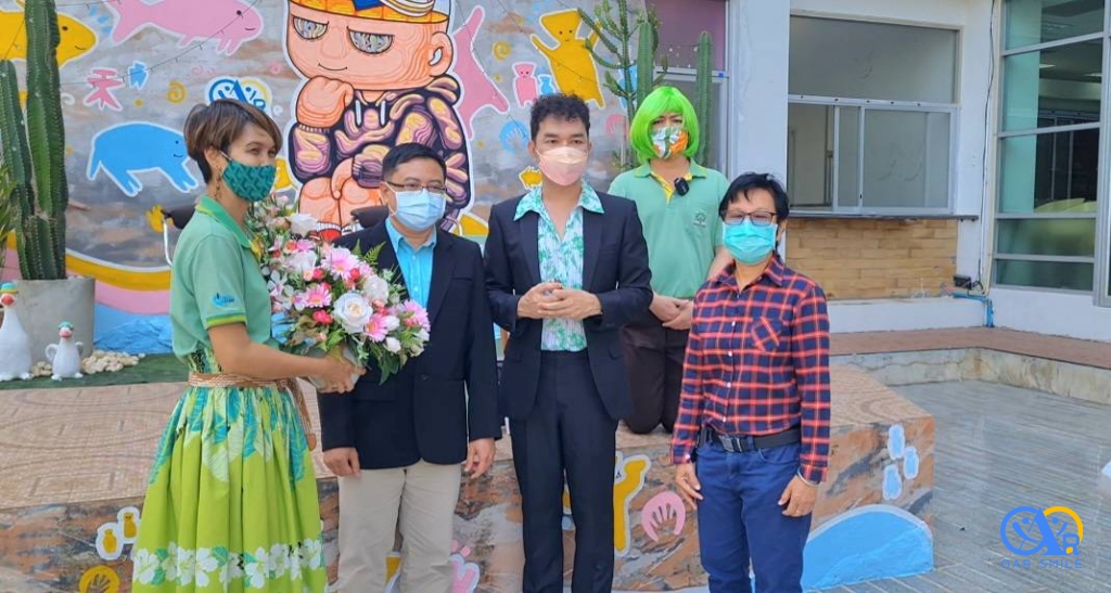 แสดงความยินดีกับรองศาสตราจารย์สาขานิเทศศาสตร์ อดีตรองผู้อำนวยการสำนักวิทยบริการ